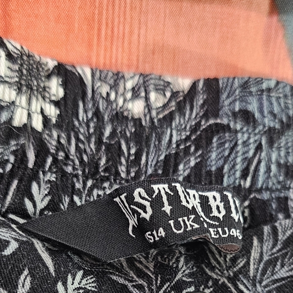 Black Floral Lace Midi Skirt - Picture 5 of 7